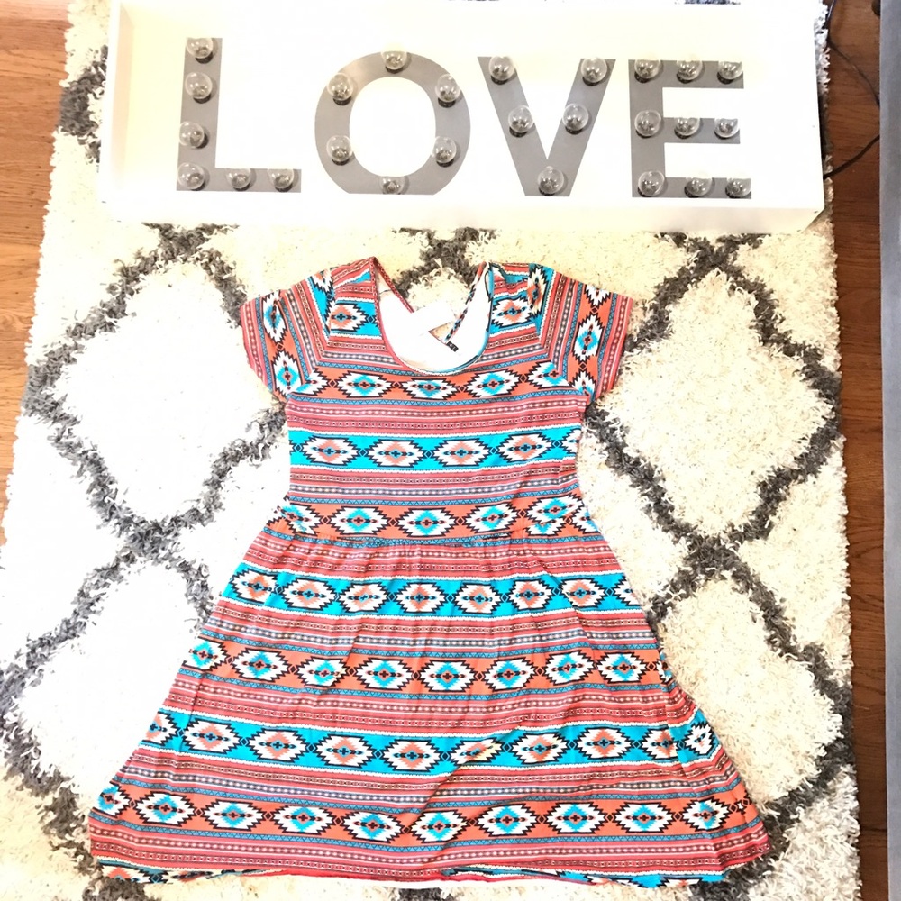 Tribal print criss-cross back dress