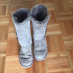 Gray Bailey Button Uggs