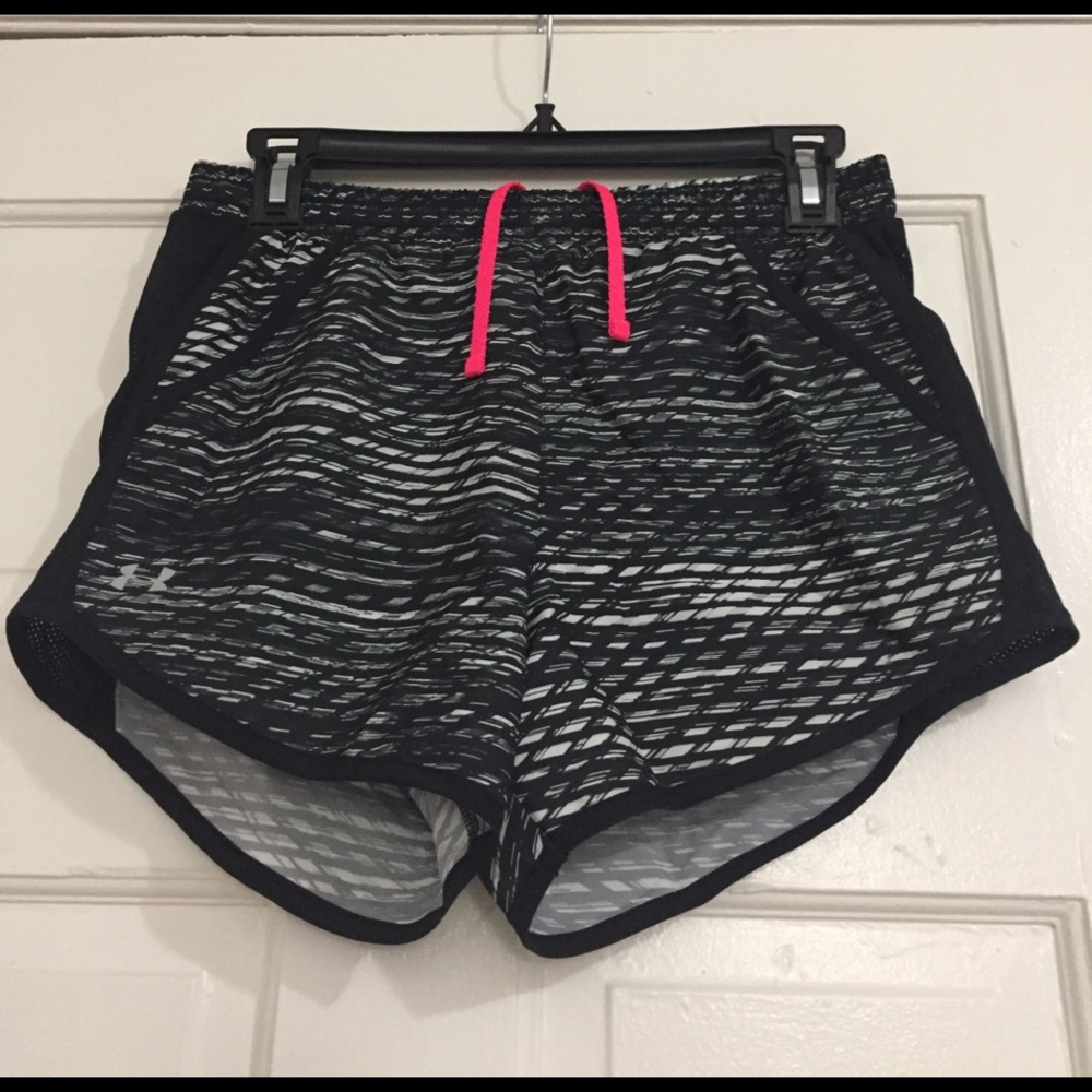 Under Armour short Size XS
