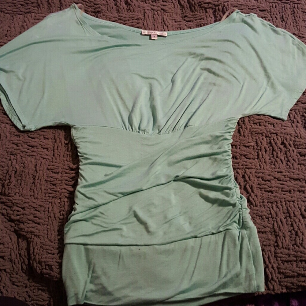 Short sleeved shirt