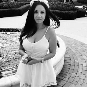 Meet your Posher, Domnica