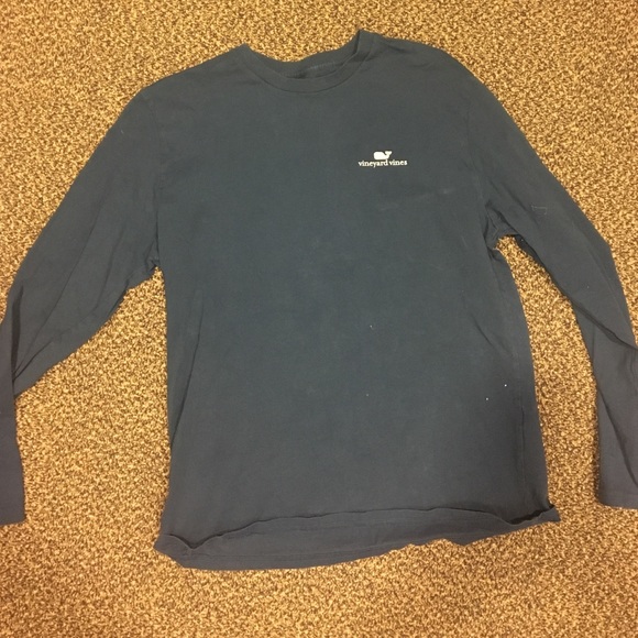 Vineyard Vines navy long sleeve - Picture 1 of 3