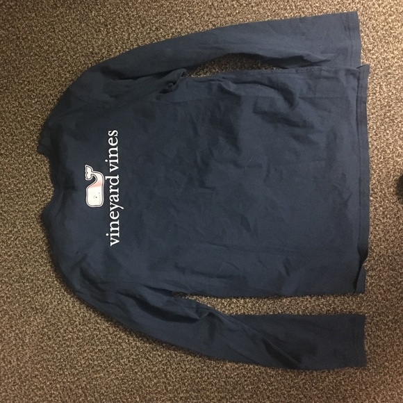 Vineyard Vines navy long sleeve - Picture 3 of 3
