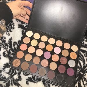 Morphe palette