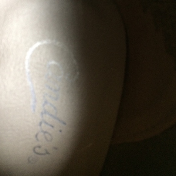 Heeled side zip Booties - Picture 4 of 4