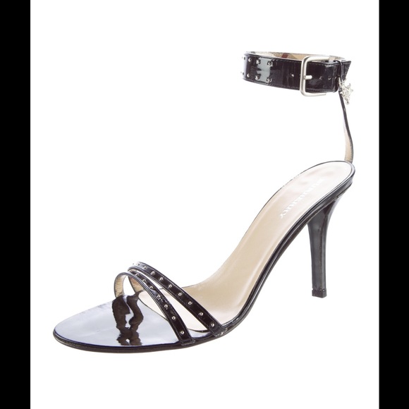 Black patent leather Burberry Studded heels - Picture 3 of 4