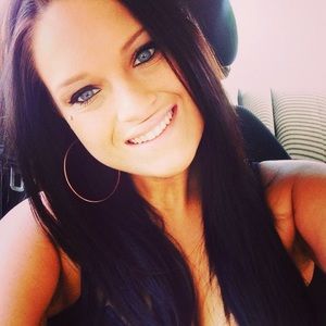 Meet your Posher, Nikki