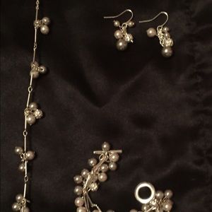 Silver and pearl dangle necklace earring bracelet