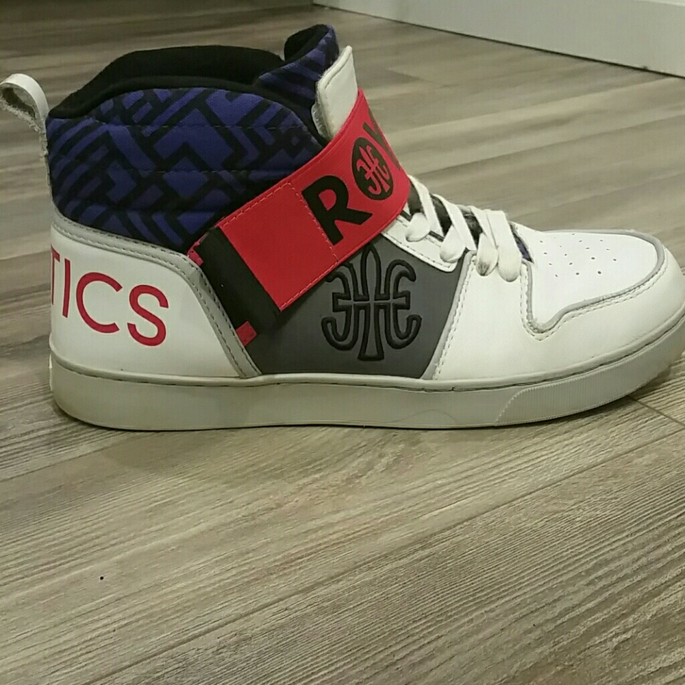 Royal Elastic Sneakers
