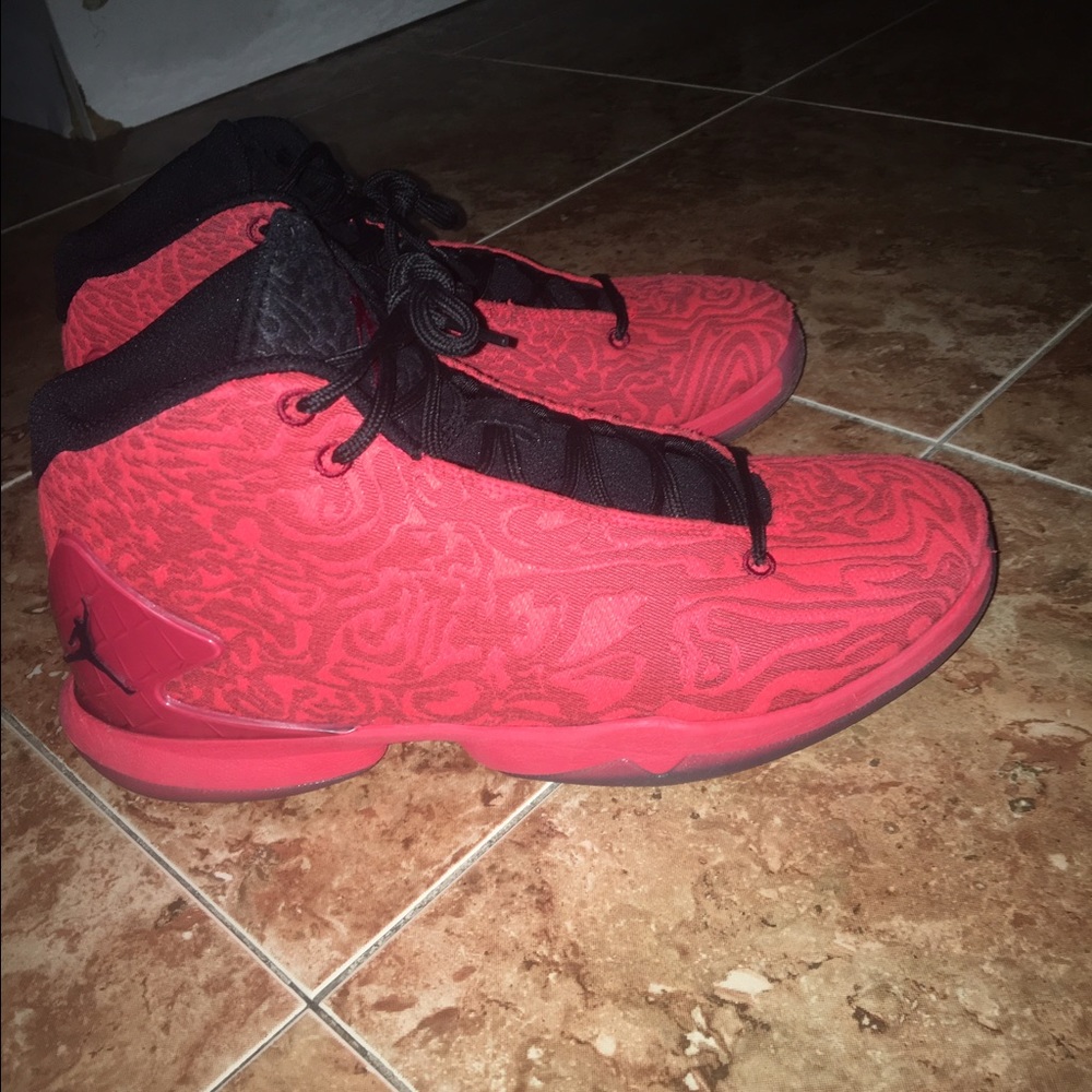 Jordan.superfly4 red suede