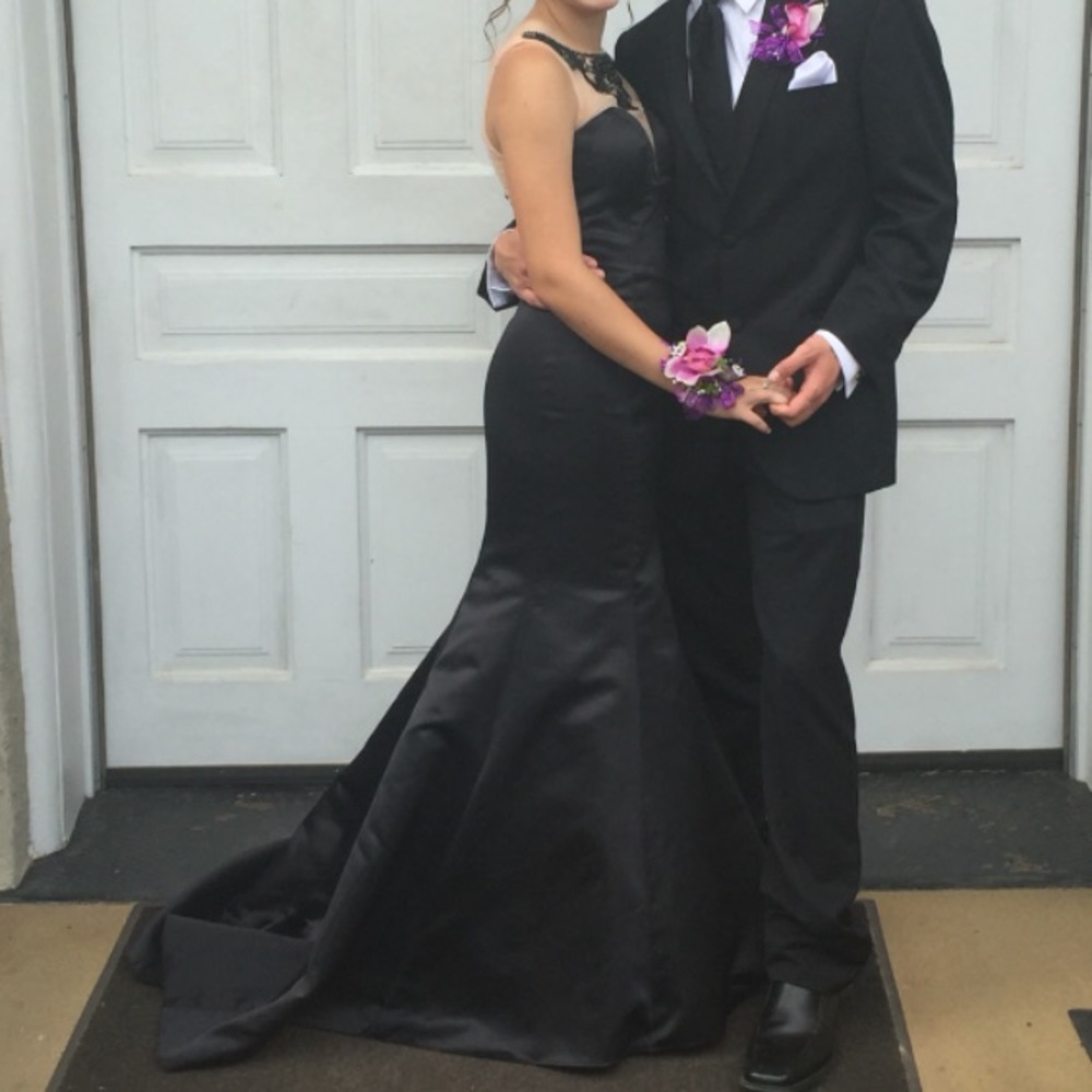 Gorgeous Black Prom Dress