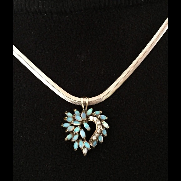 Vintage Opal Heart Pendant Host Pick - Picture 2 of 8