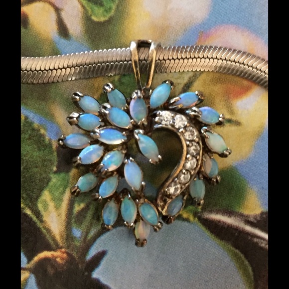 Vintage Opal Heart Pendant Host Pick - Picture 4 of 8