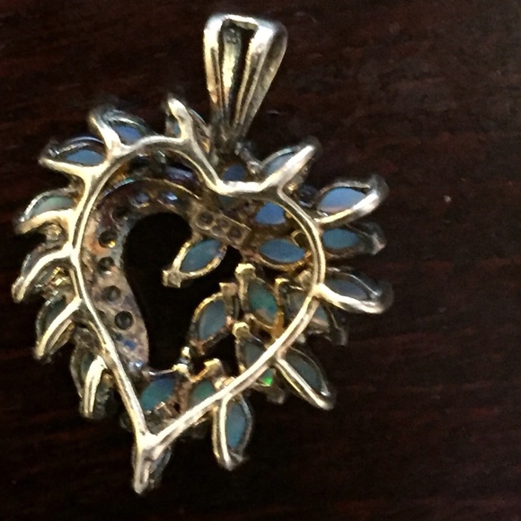 Vintage Opal Heart Pendant Host Pick - Picture 6 of 8