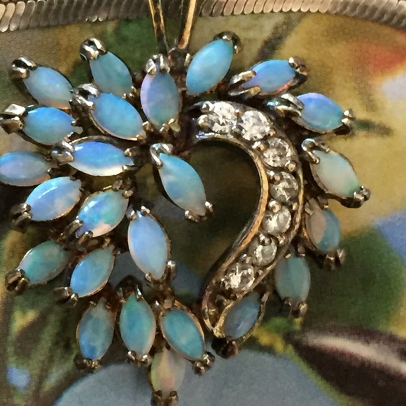 Vintage Opal Heart Pendant Host Pick - Picture 7 of 8