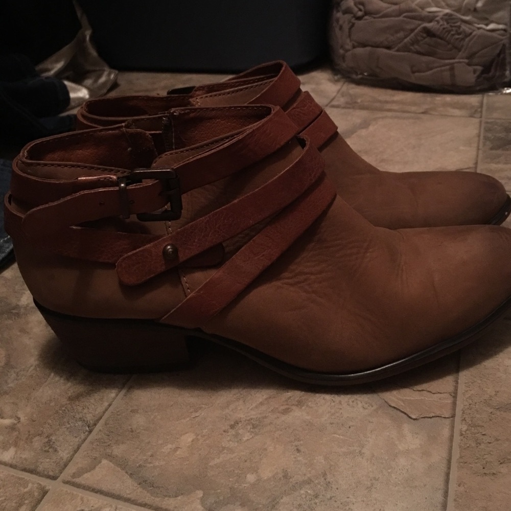 Steve Madden booties