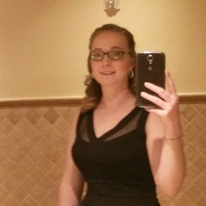 Meet your Posher, Carla