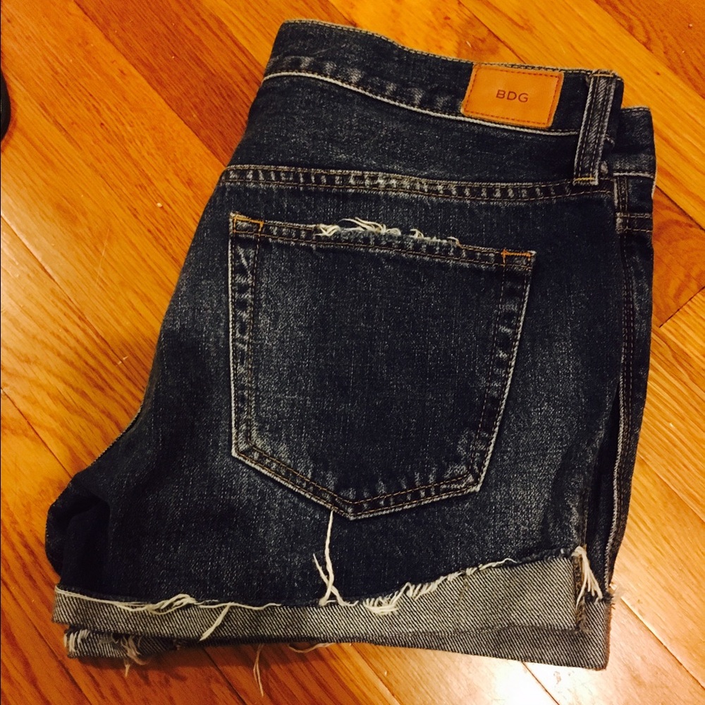 BDG boyfriend shorts