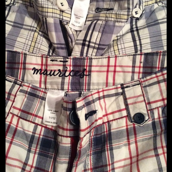 Plaid shorts - Picture 2 of 2