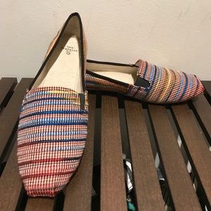 Cute Zara multicolored flats