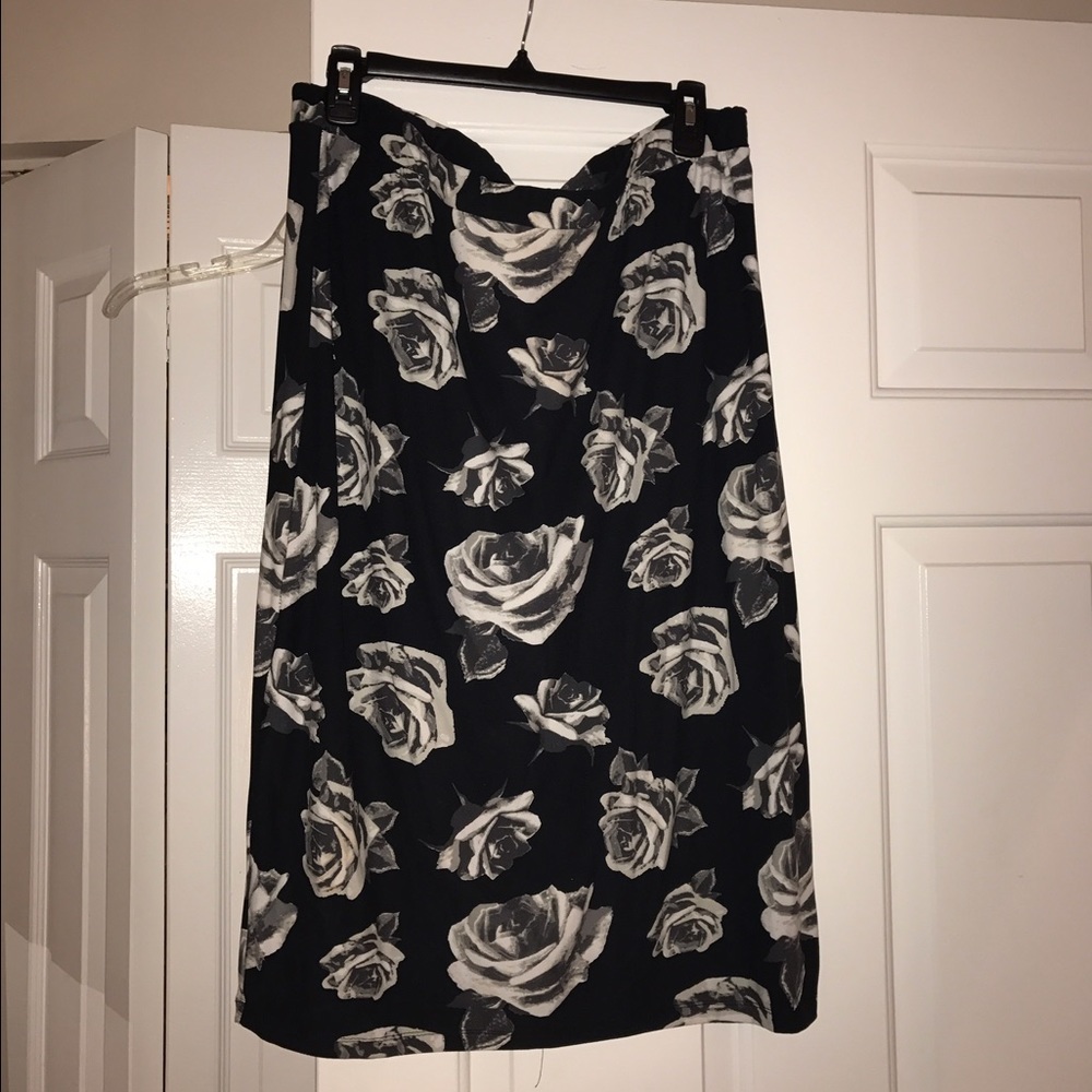 Knee length pencil skirt