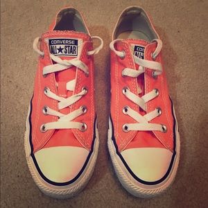 Coral Converse