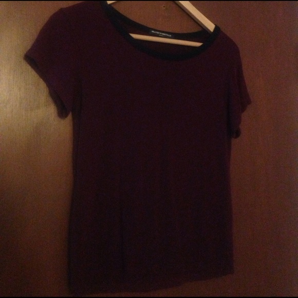 SOLD Brandy Melville stripped cropped tee - Picture 1 of 3