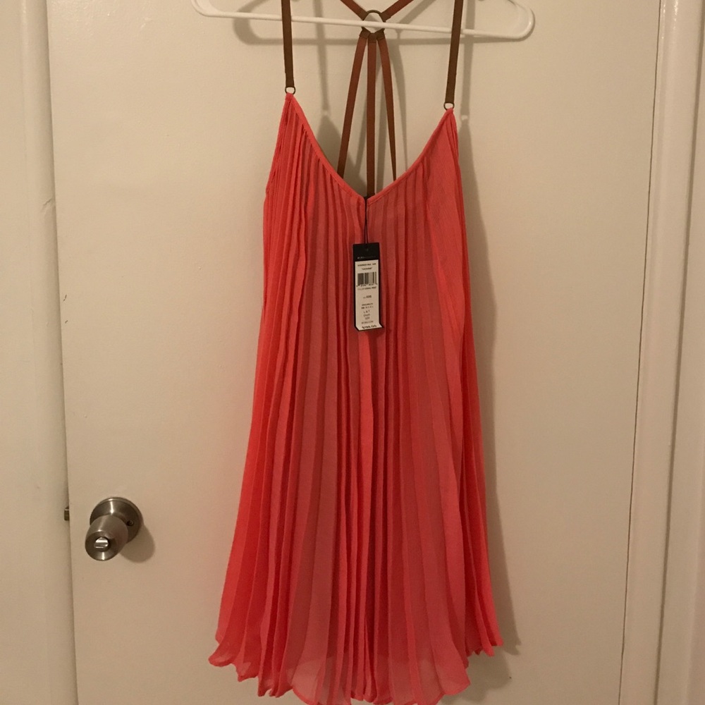 🆕BCBG Coral Summer Dress