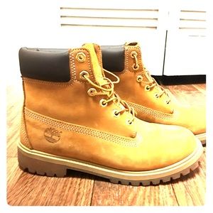 Waterproof Timberlands JR's Sz 6