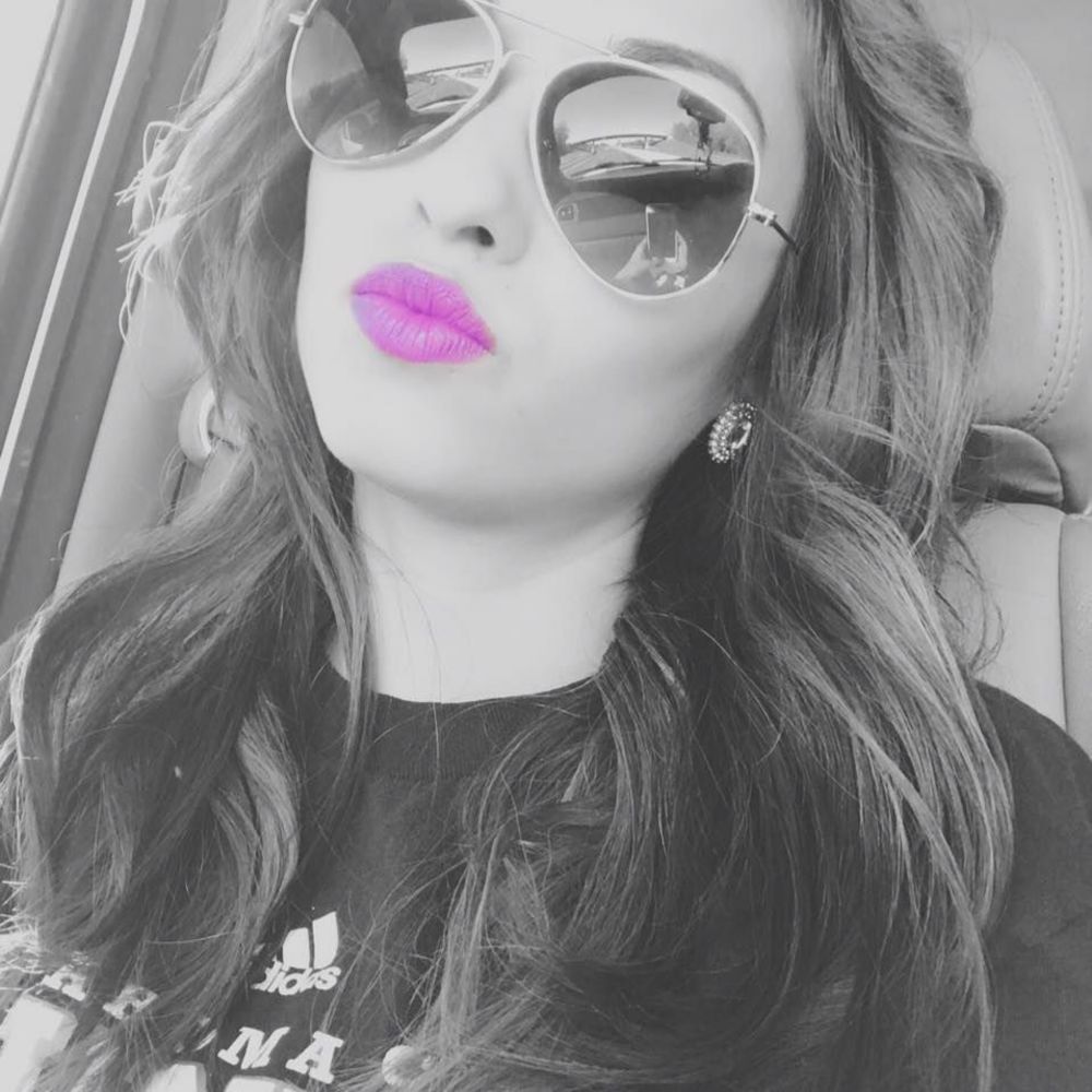 Meet your Posher, Maria