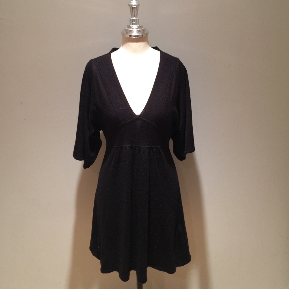 H&M Black A-line Sweater Dress V-Neck 3/4 Sleeve Size M