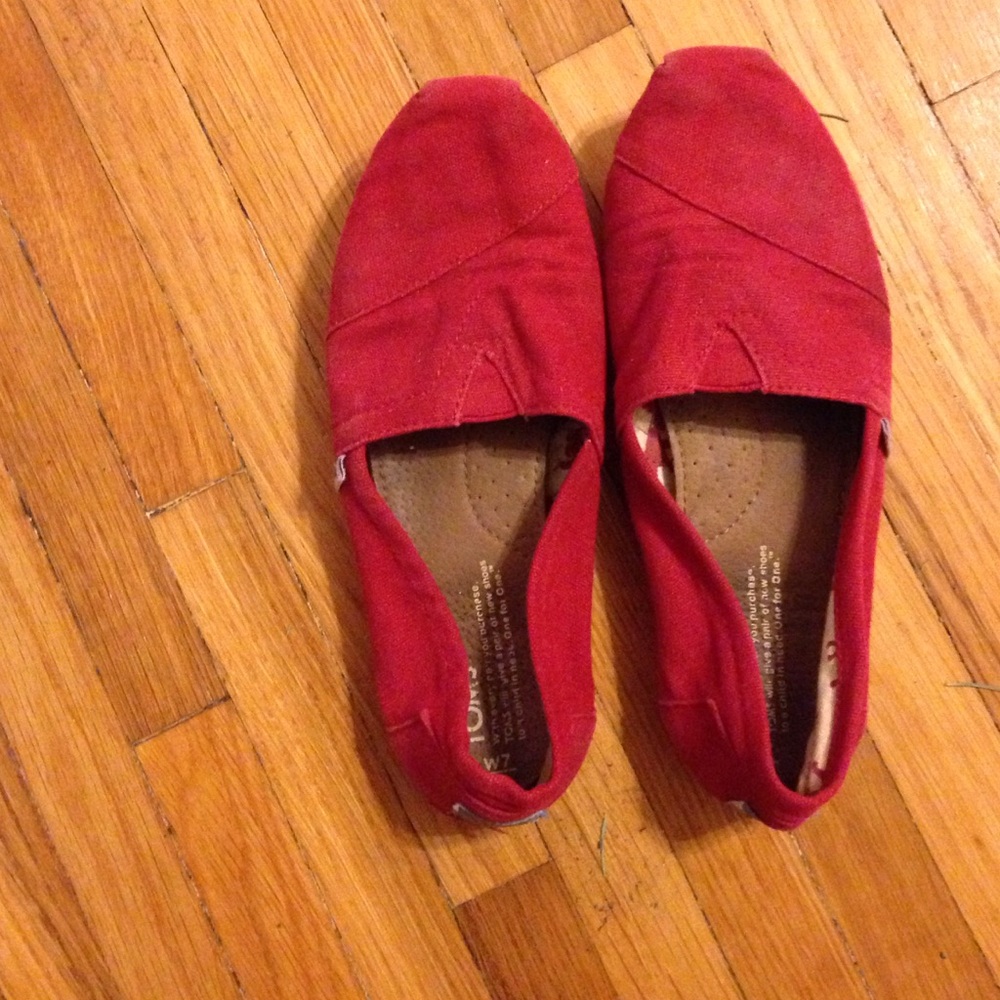 Toms size 7!