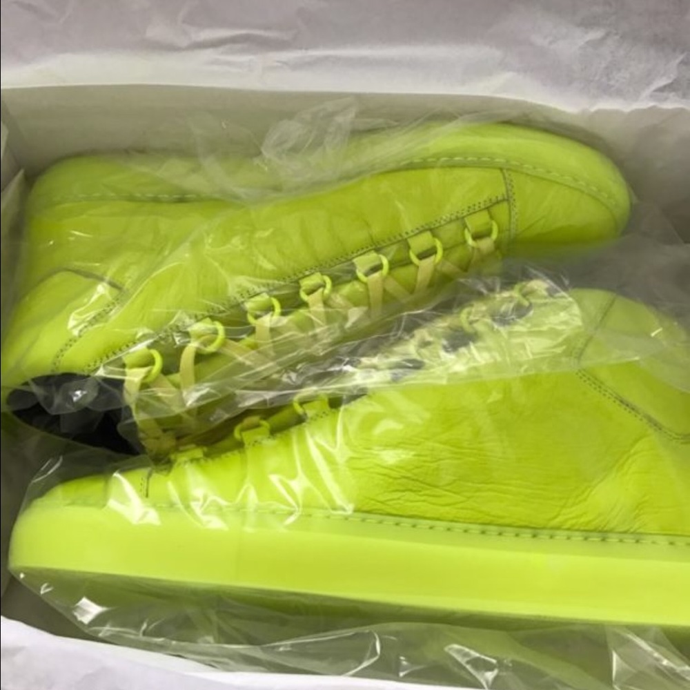 BALENCIAGA arena