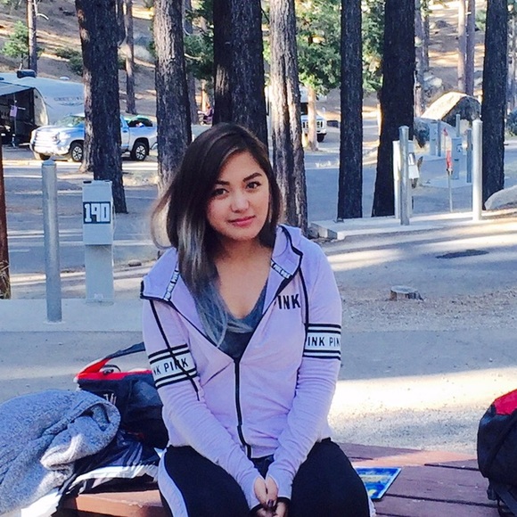 PINK Victoria's Secret Jackets & Blazers - Victoria secret pink Zipper💕