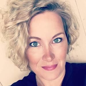 Meet your Posher, Kelli