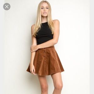 Brandy Melville Brya Skirt