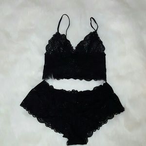 Frederick's of Hollywood NWOT lace lingerie