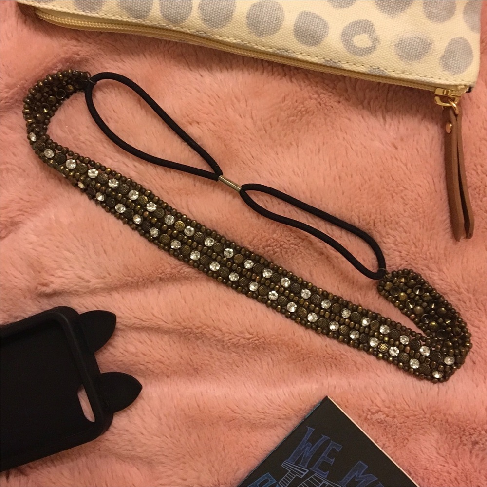 SOLD 😱 Anthropologie Headband