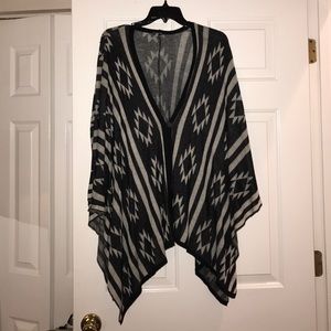 Tribal pattern cardigan