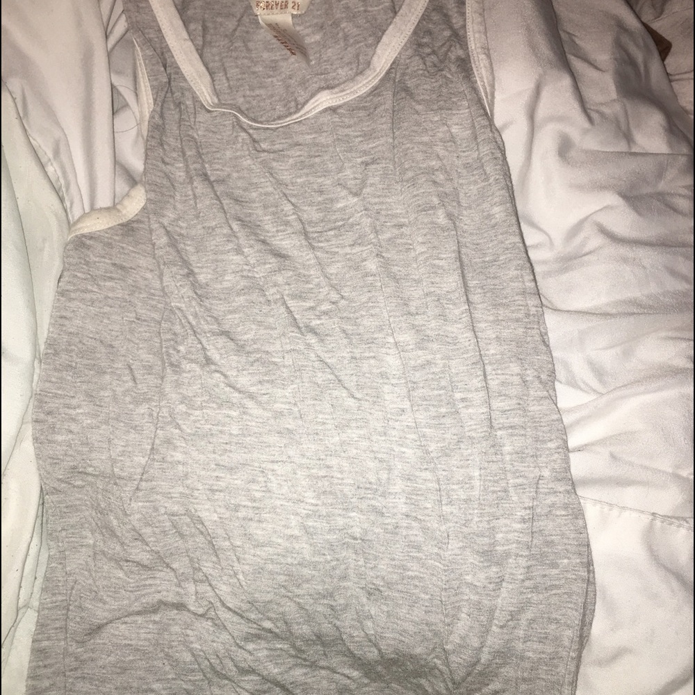 Gray muscle tee