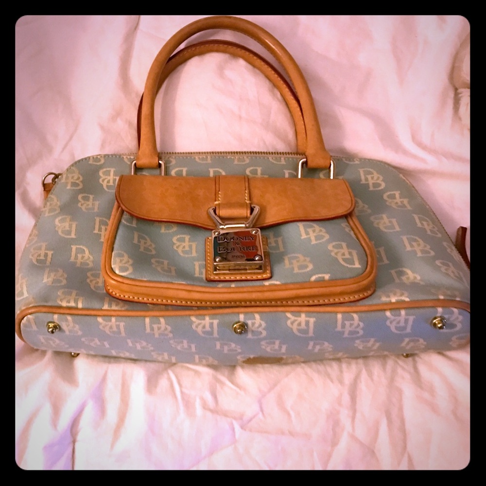 Authentic Dooney & Bourke purse!