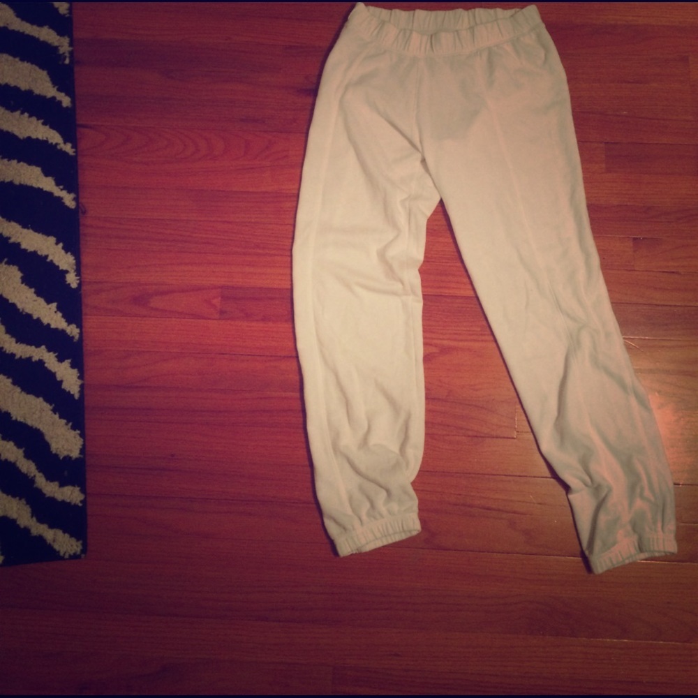 Victoria secret pure white jogger pants Small