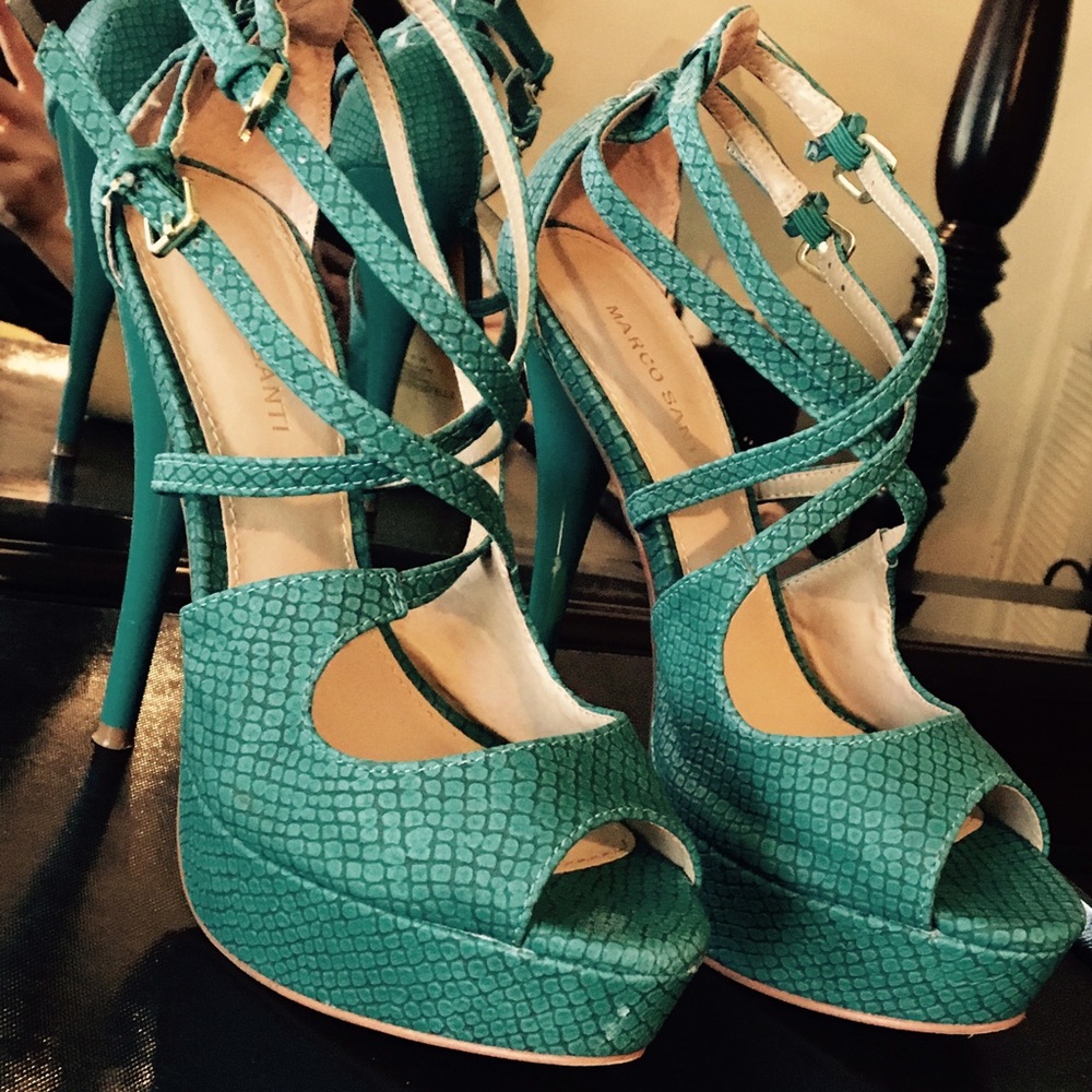 👗Aquamarine teal strappy Marco Santi heels