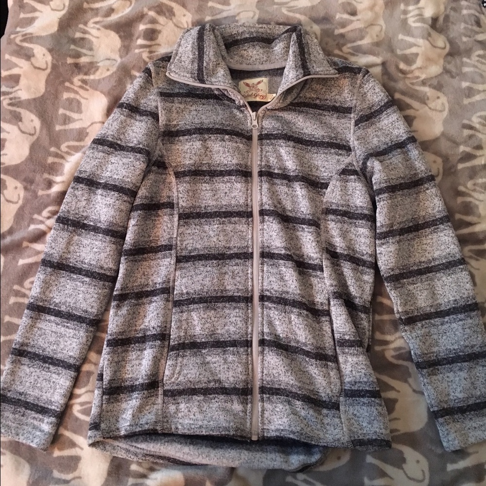 zipper up sweatshirt
