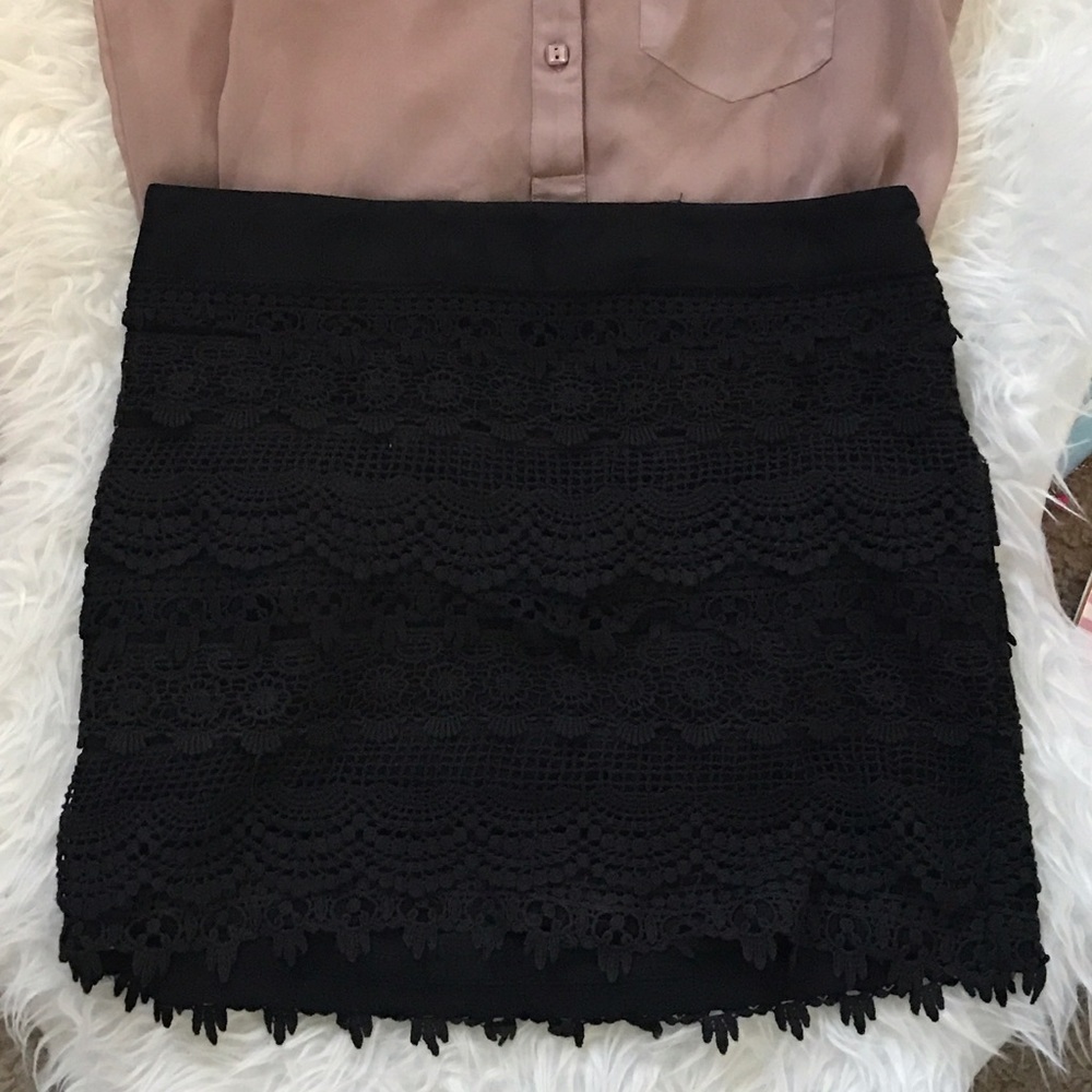 Forever21 black lace mini skirt.