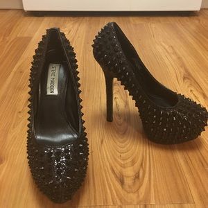 Steve Madden heels!