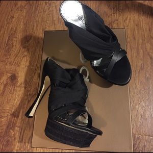 Bebe Black Fabric Platform Sandals Shoes "Nola"