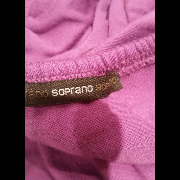 Top 🌸 - Picture 4 of 4