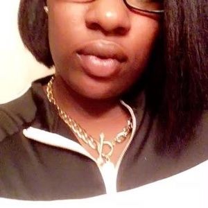 Meet your Posher, Jasmine