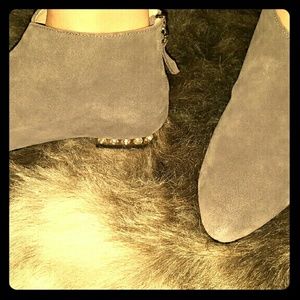 Grey bootie
